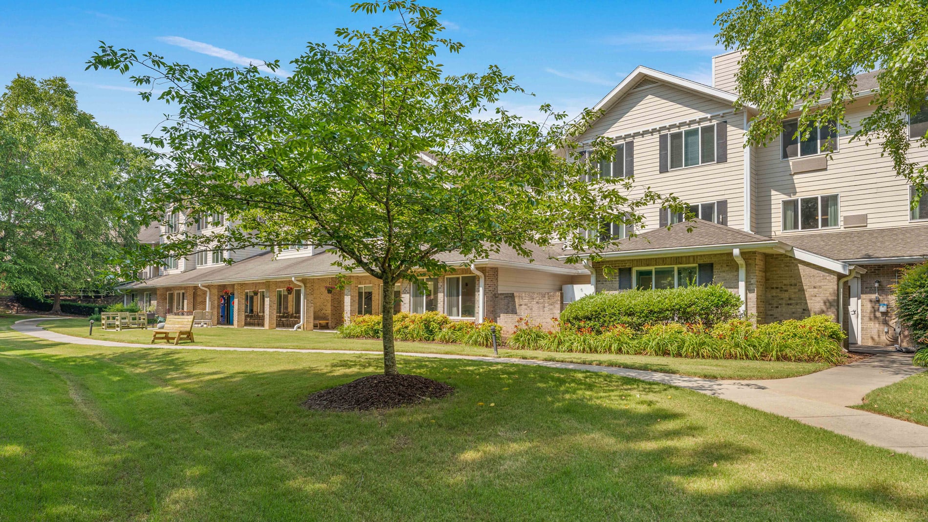 Exterior view of Jordan Oaks Gracious Retirement Living