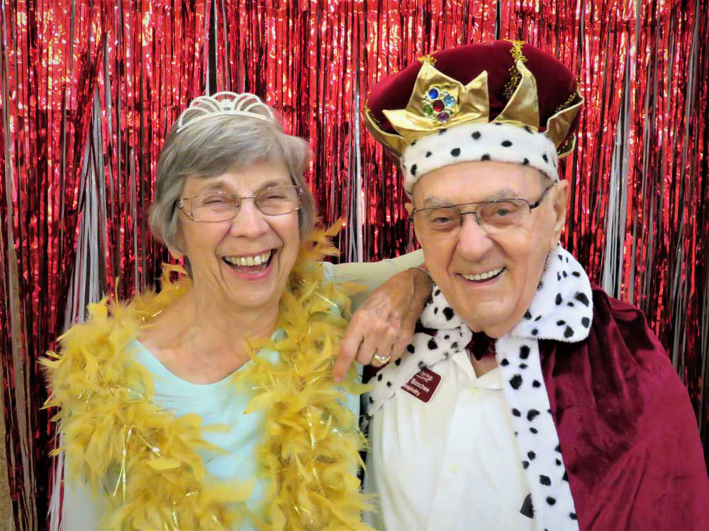 Residents enjoying activities and events at Jordan Oaks