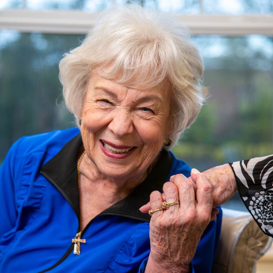 Residents enjoying time together at Jordan Oaks